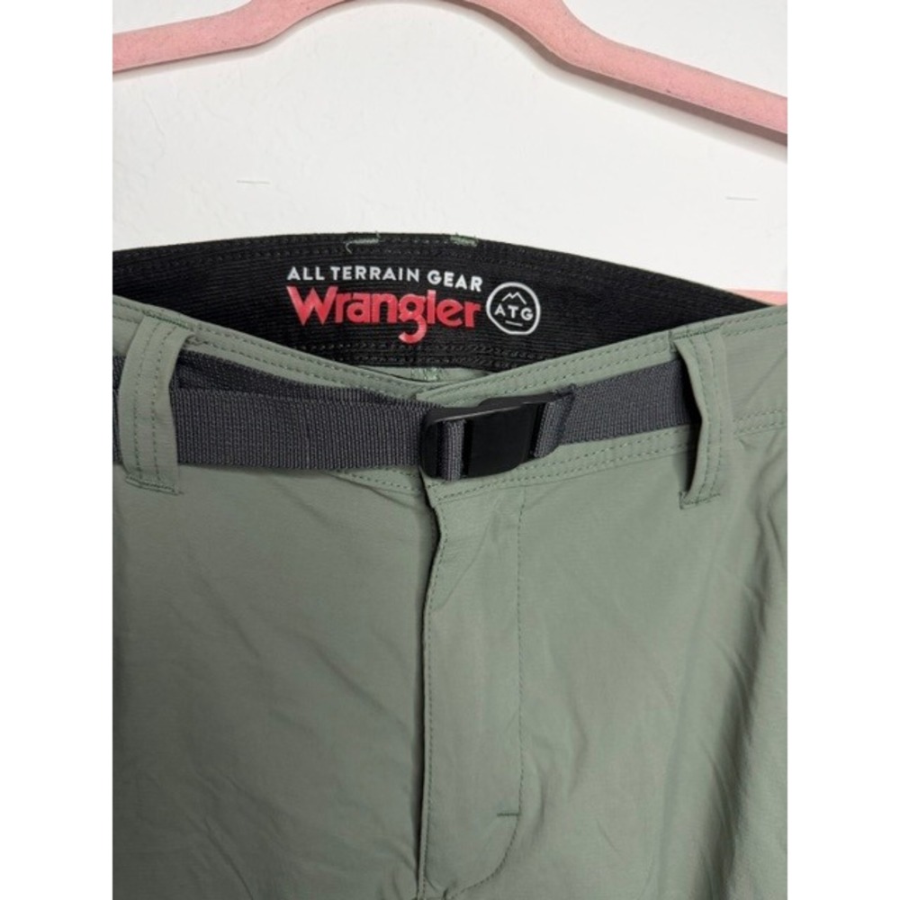 Wrangler ATG All Terrain Gear Mens Green Hiking Pants 32x32 Belted Articulated - Picture 2 of 8